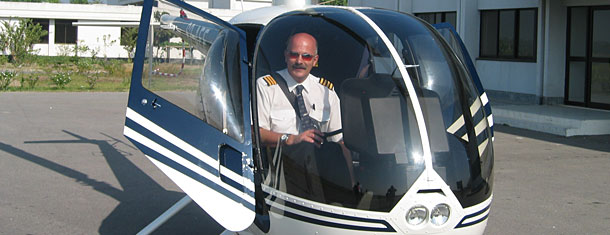 Richard in an R22